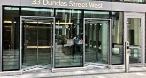 33 Dundas Street West